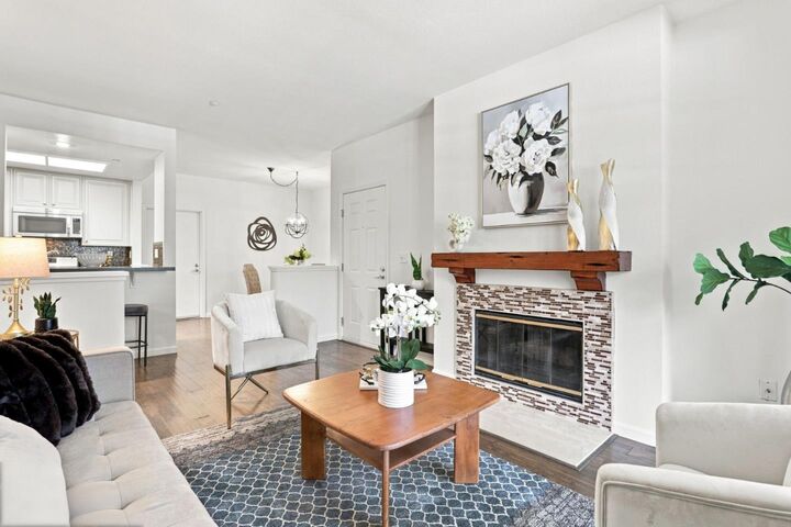 Property Photo:  605 Arcadia Terrace 103  CA 94085 