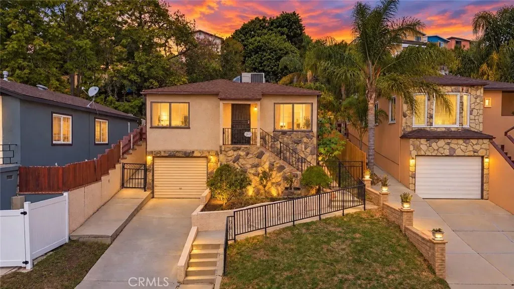 Property Photo: 1877 Lansdowne CA 90032