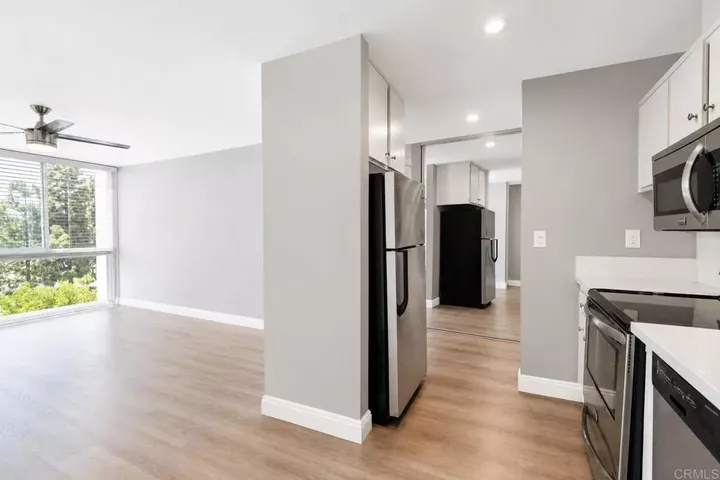 Property Photo: 3050 Rue D'Orleans 404 CA 92110