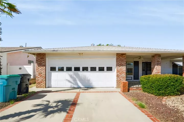 Property Photo: 27383 Embassy CA 92586