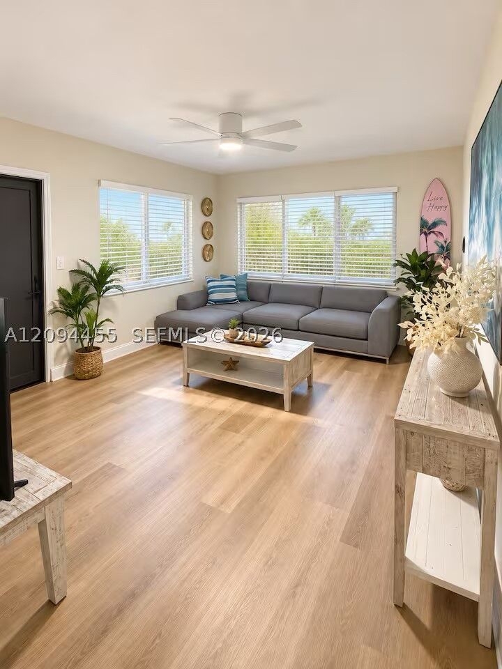 Property Photo: 2634 Thomas St FL 33020