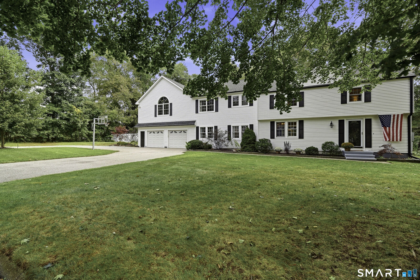 Property Photo:  2 Dogwood Drive  CT 06371 