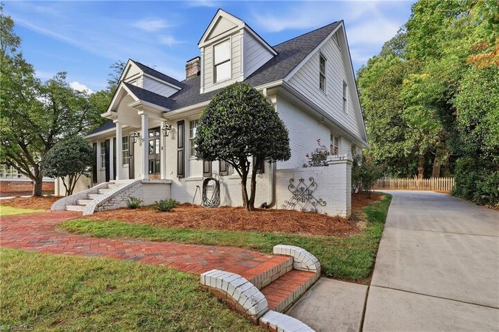 Property Photo:  212 Country Club Drive  NC 27408 