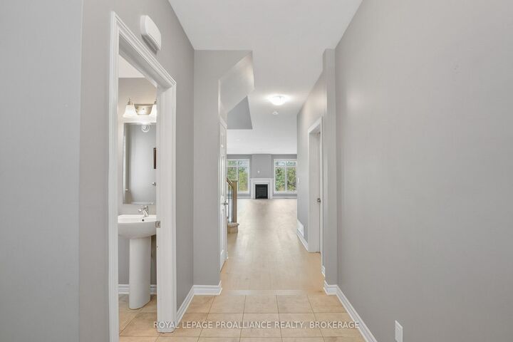 Photo de la propriété: 1374 Monarch Drive ON K7P 0S2