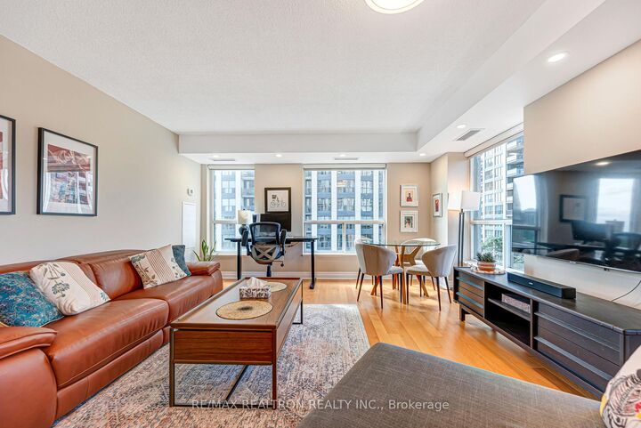 Property Photo:  188 Doris Avenue 515  ON M2N 6Z5 