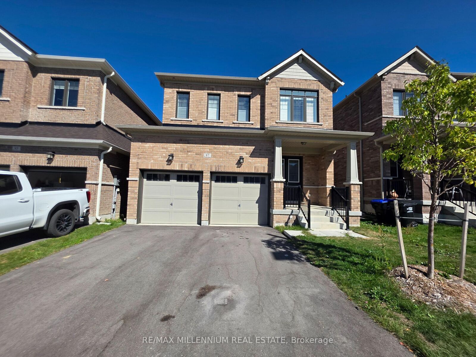 Property Photo:  87 Bearberry Road E  ON L9X 2C9 