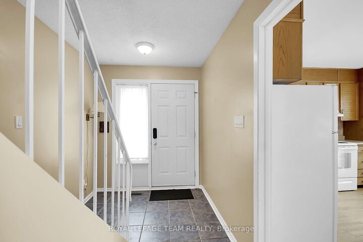Photo de la propriété:  3240 Southgate Road 51  ON K1V 8W7 