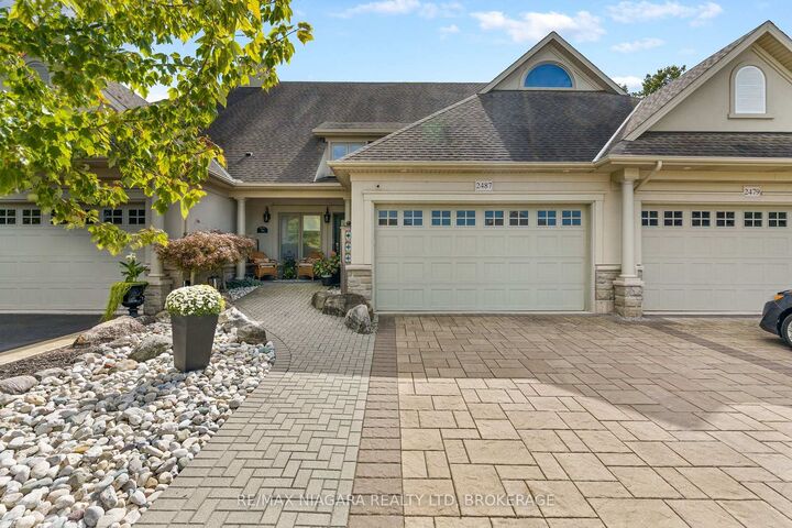 Photo de la propriété: 2487 Walker Court ON L2J 0A2