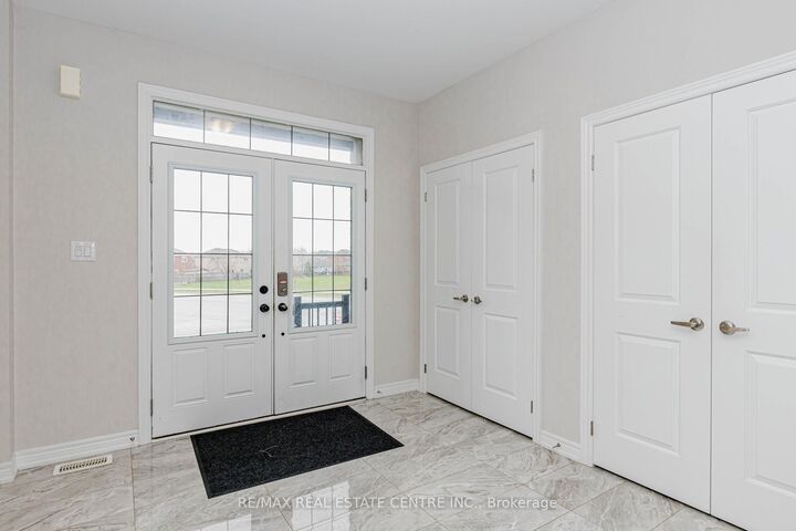 Photo de la propriété: 1332 Blackmore Street ON L9S 0J8