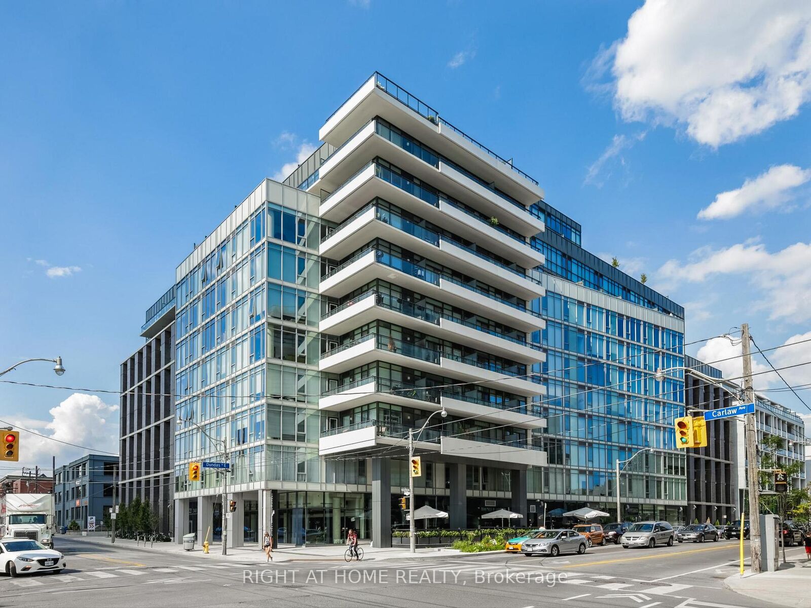 Property Photo:  1190 Dundas Street E 1005  ON M4M 0C5 