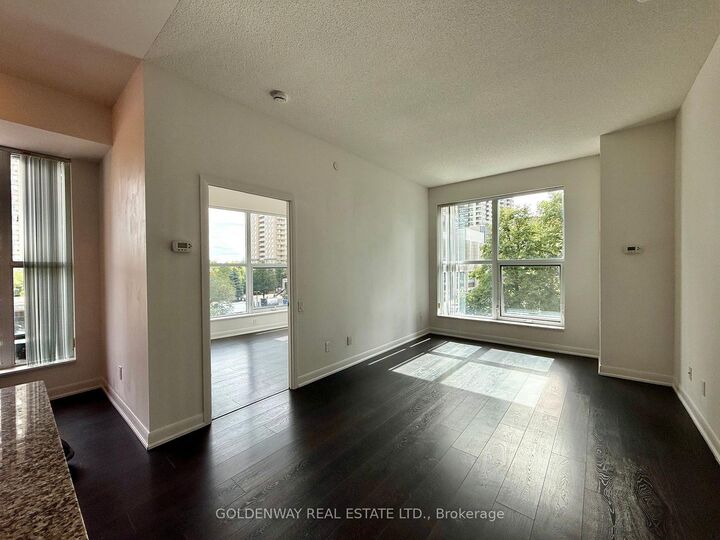 Photo de la propriété:  5168 Yonge Street 110  ON M2N 0G1 