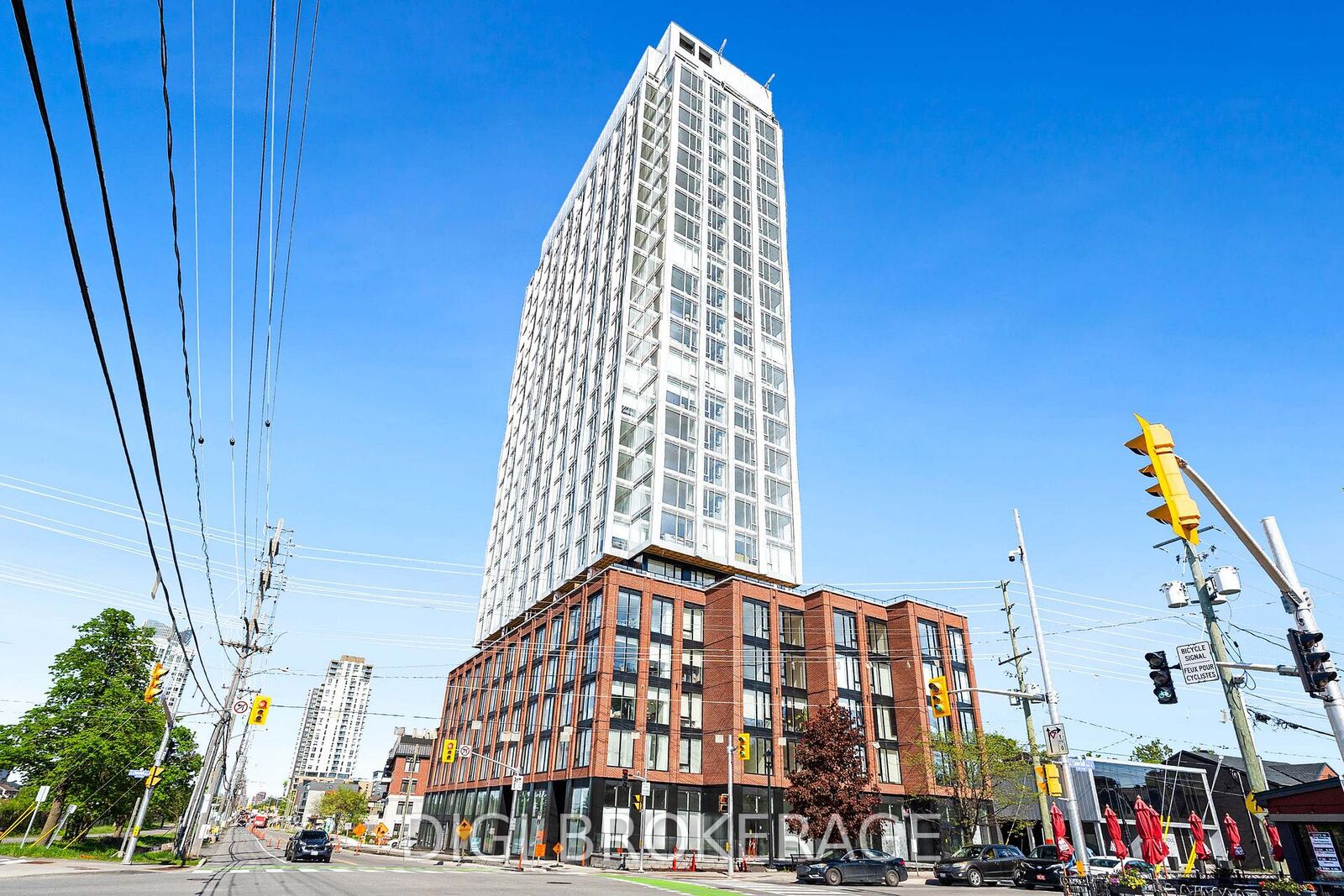 Property Photo:  2070 Scott Street 1605  ON K1Z 0C8 