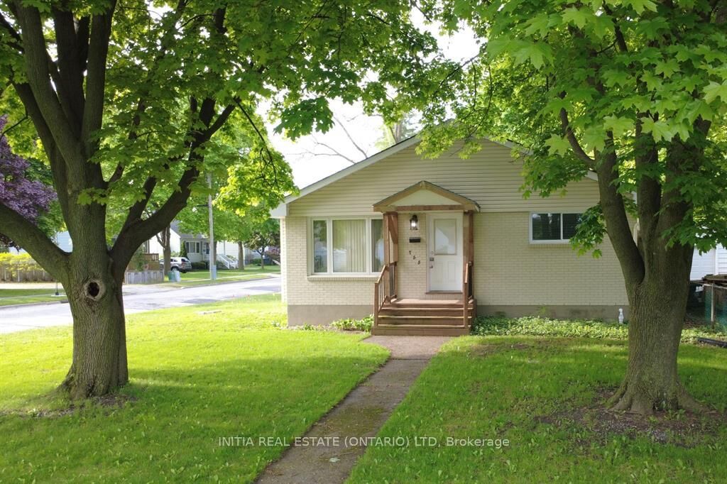 Property Photo:  755 Talfourd Street  ON N7T 1S1 
