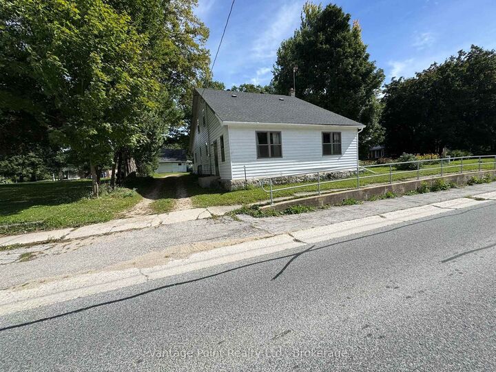 Property Photo:  316057 6 Highway  ON N0H 2V0 