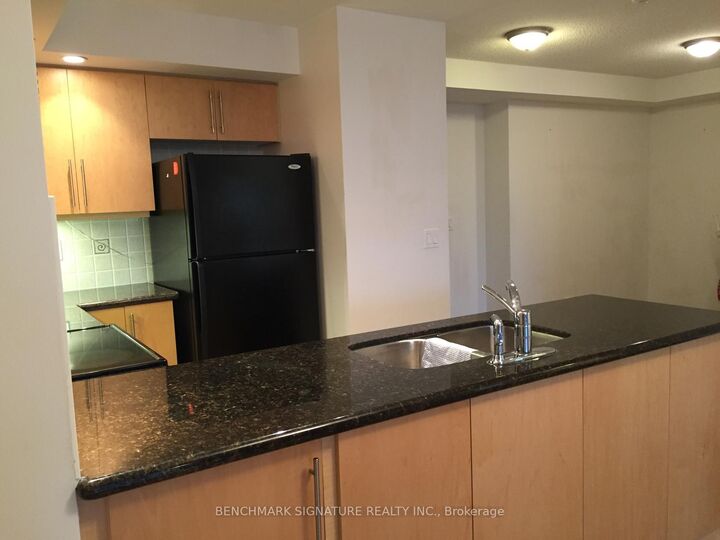 Property Photo:  33 Cox Boulevard 506  ON L3R 8A6 