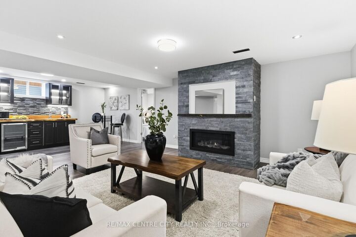 Property Photo: 93 McTaggart Court ON N5X 3L9