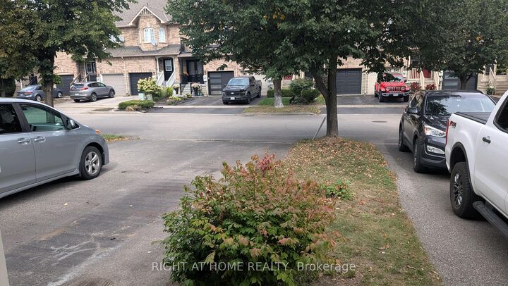 Property Photo: 22 Harding Street ON L7G 6B2