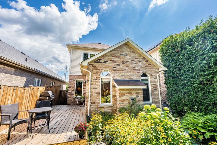 Photo de la propriété: 1352 Wadebridge Crescent ON L1K 3B2