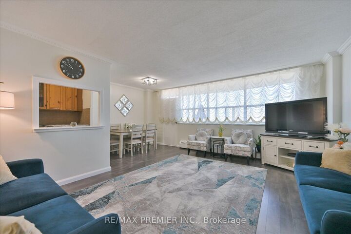 Photo de la propriété: 80 Grandravine Drive 614 ON M3J 1B2