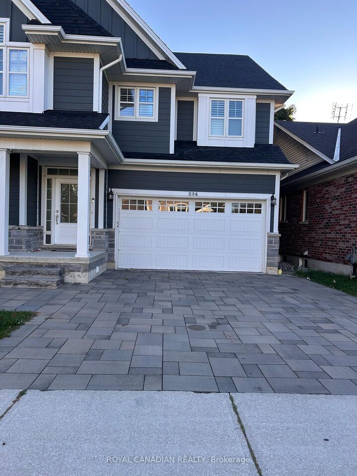 Property Photo:  224 Moorland Crescent Upper  ON L9K 1S6 