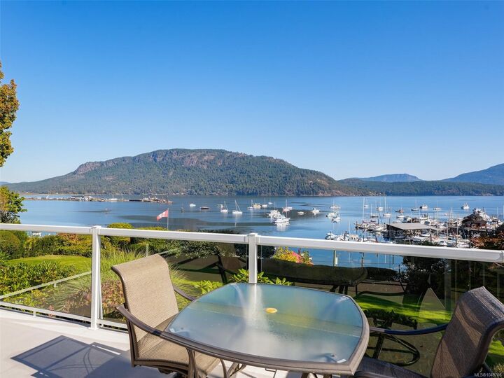 Property Photo:  1809 Pritchard Rd  BC V0R 1N0 