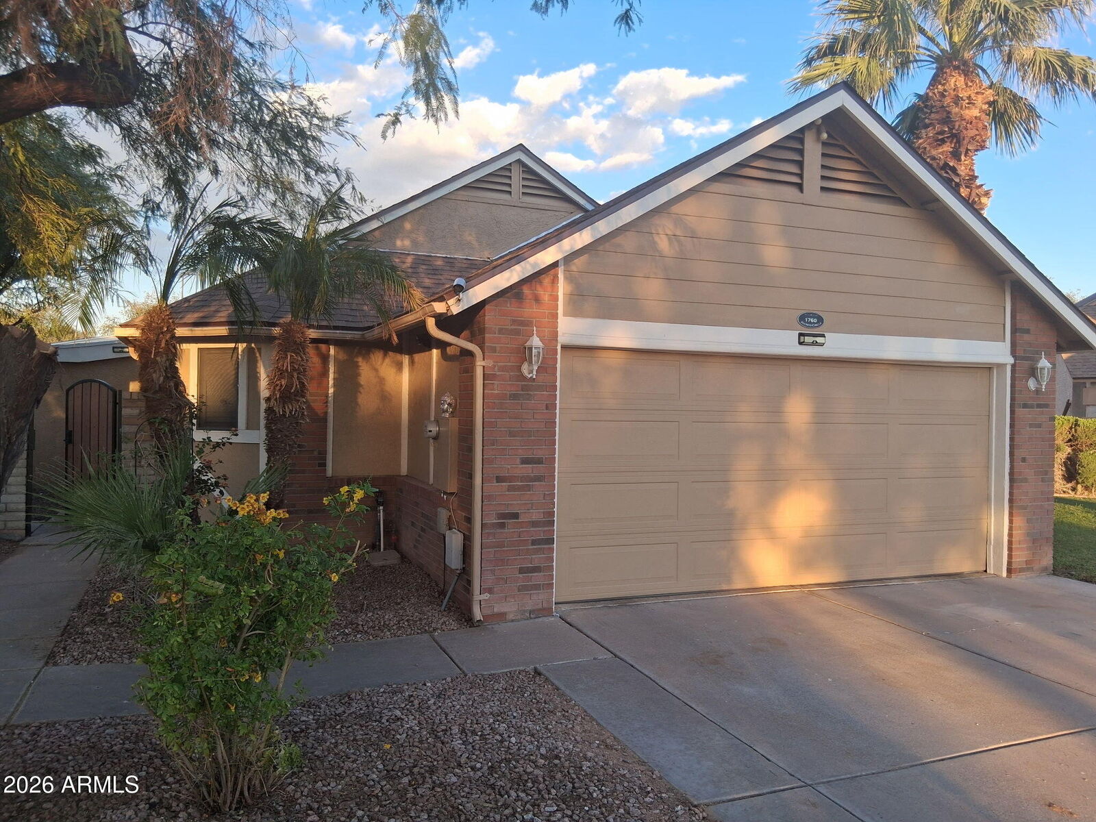 Property Photo: 1760 E Jacinto Circle AZ 85204