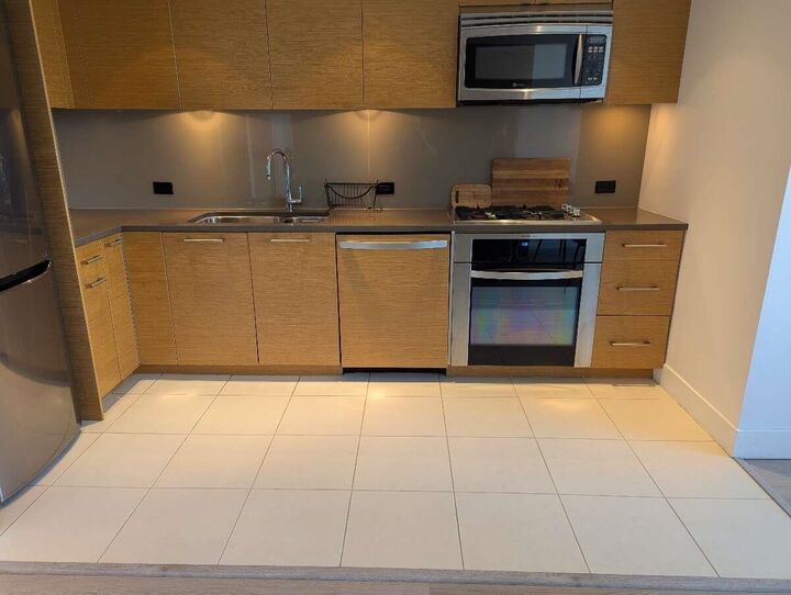 Property Photo:  1473 Johnston Road 605  BC V4B 0A2 