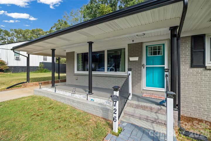 Property Photo:  726 Forest Drive  NC 28054 