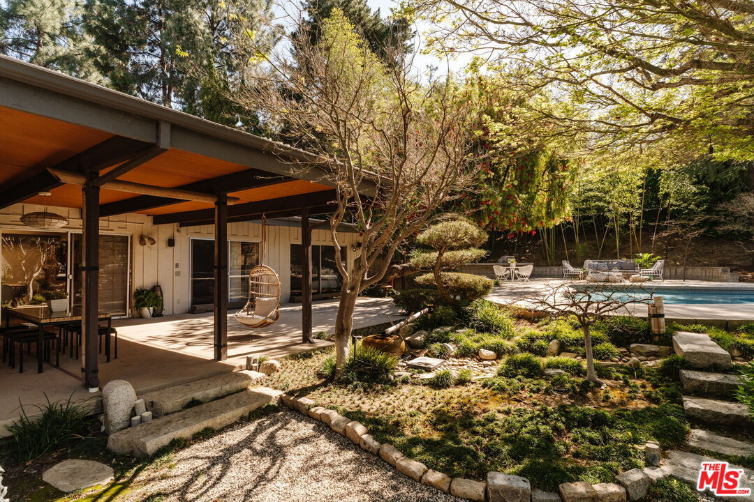 Property Photo:  3493 Valley Meadow Rd  CA 91403 