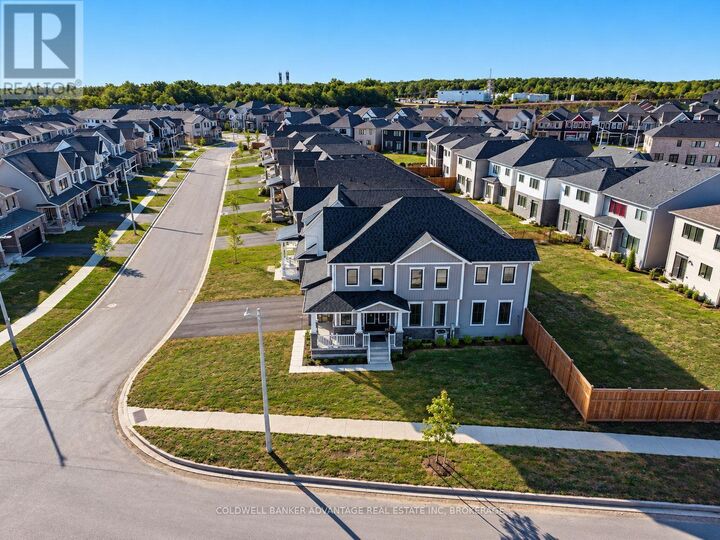Property Photo:  8 Downriver Drive  ON L3B 0M5 