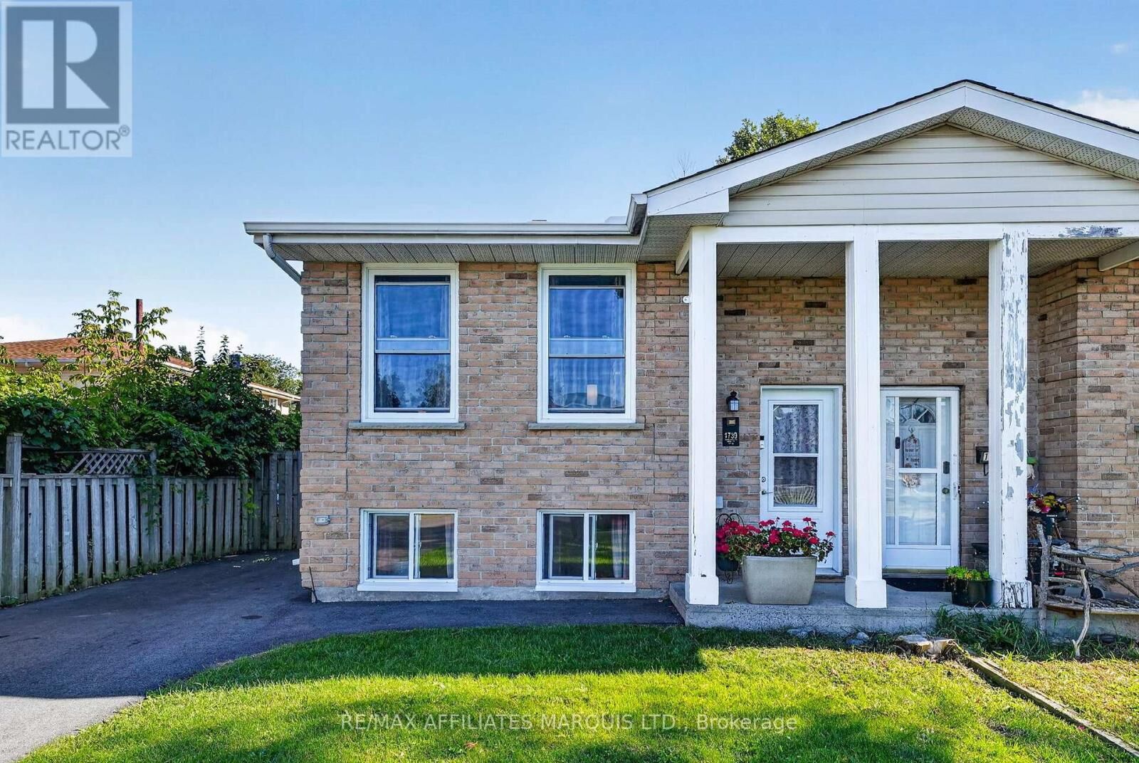 Property Photo:  1739 Branch Drive  ON K6J 5S7 
