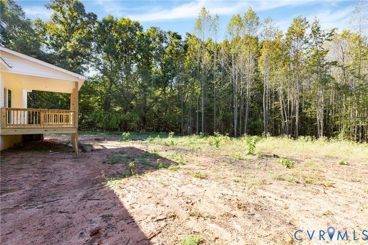 Property Photo: 2243 Cumberland Road VA 23901