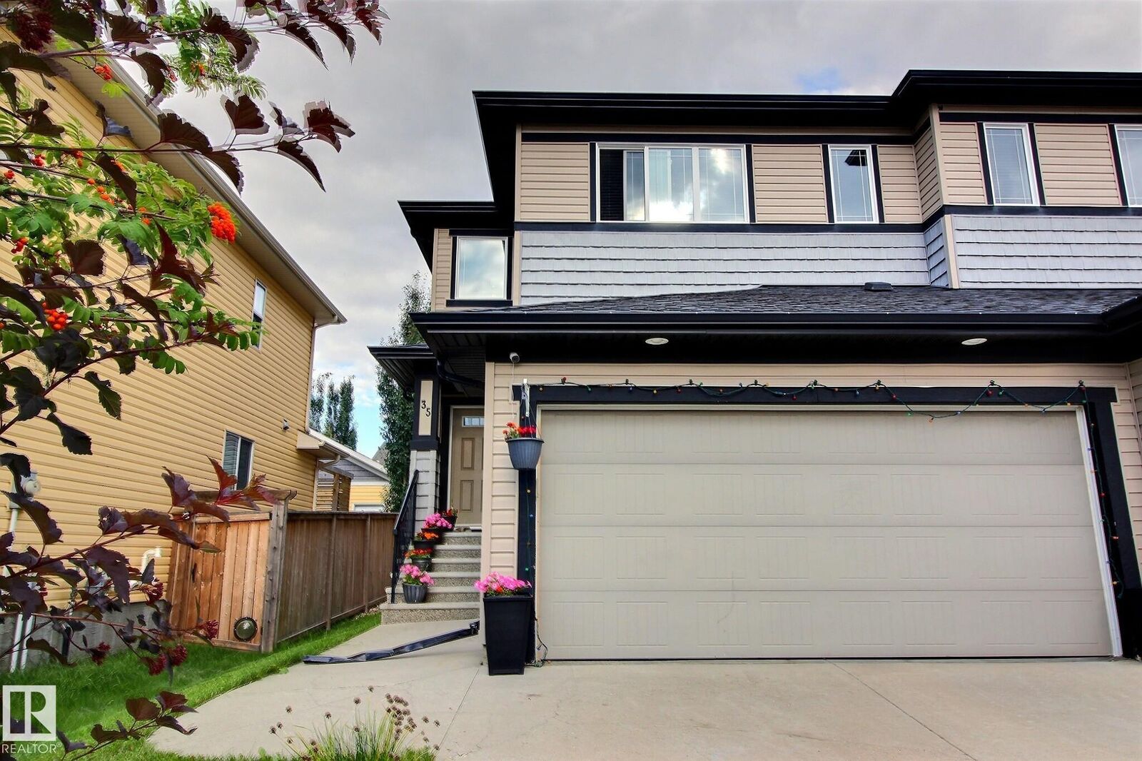 Property Photo: 35 Hudson Cove AB T7X 0R8