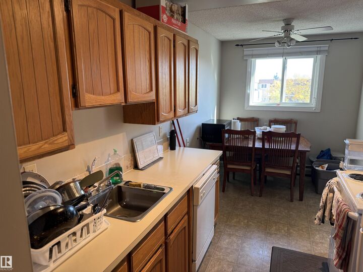 Property Photo:  3611 145 Avenue NW 414  AB T5Y 2L7 