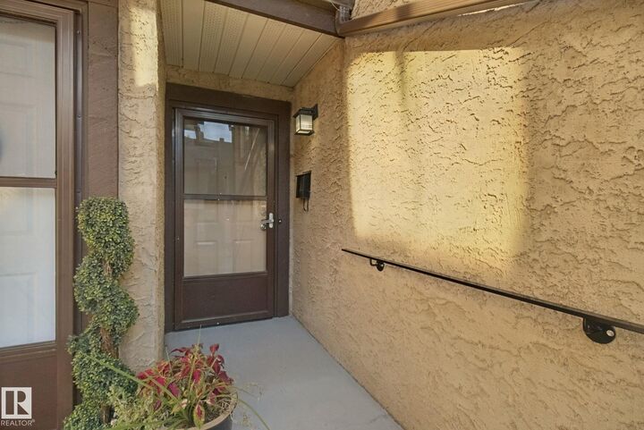 Property Photo:  14812 43 Avenue NW  AB T6H 5S1 