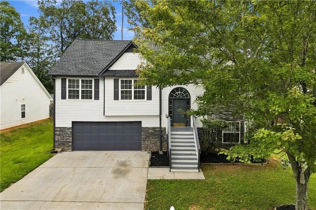 Property Photo:  2362 Garnet Avenue  GA 30296 