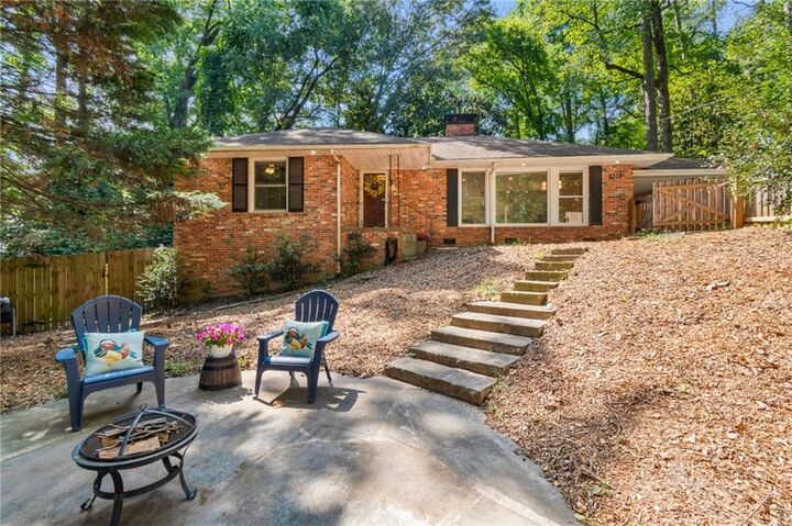 Property Photo:  2332 Tanglewood Circle NE  GA 30345 