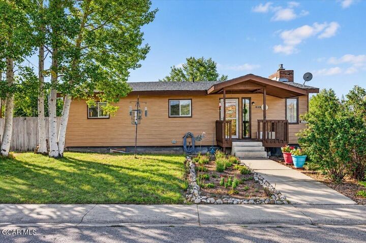 Property Photo:  1910 Jackson Avenue  CO 80459 