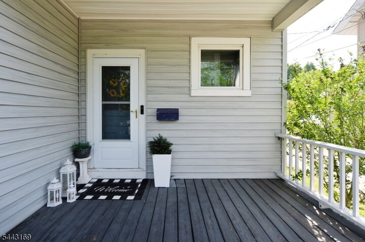 Property Photo:  71 Ringwood Ave  NJ 07442 