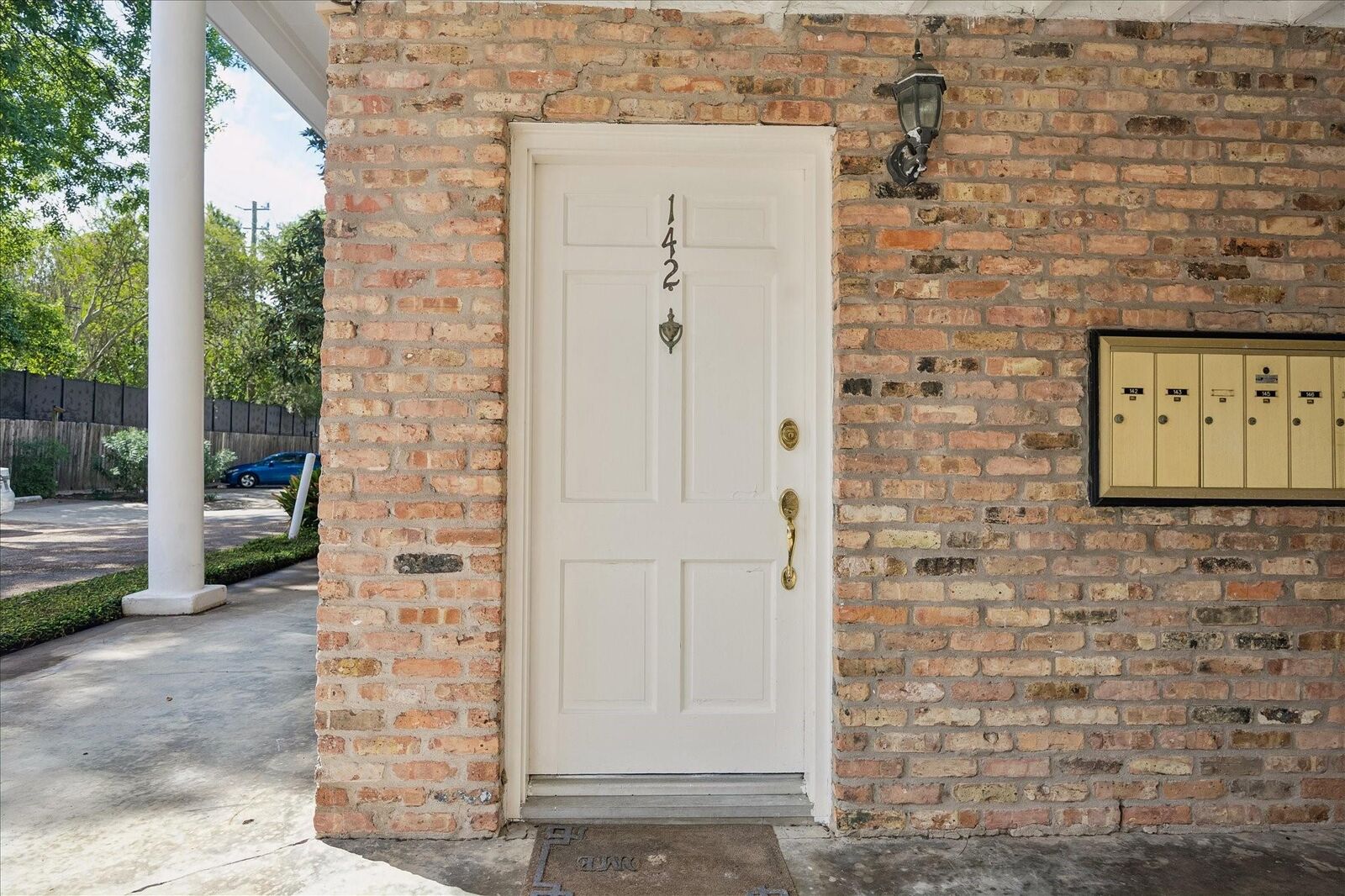 Property Photo: 4040 San Felipe Street 142 TX 77027
