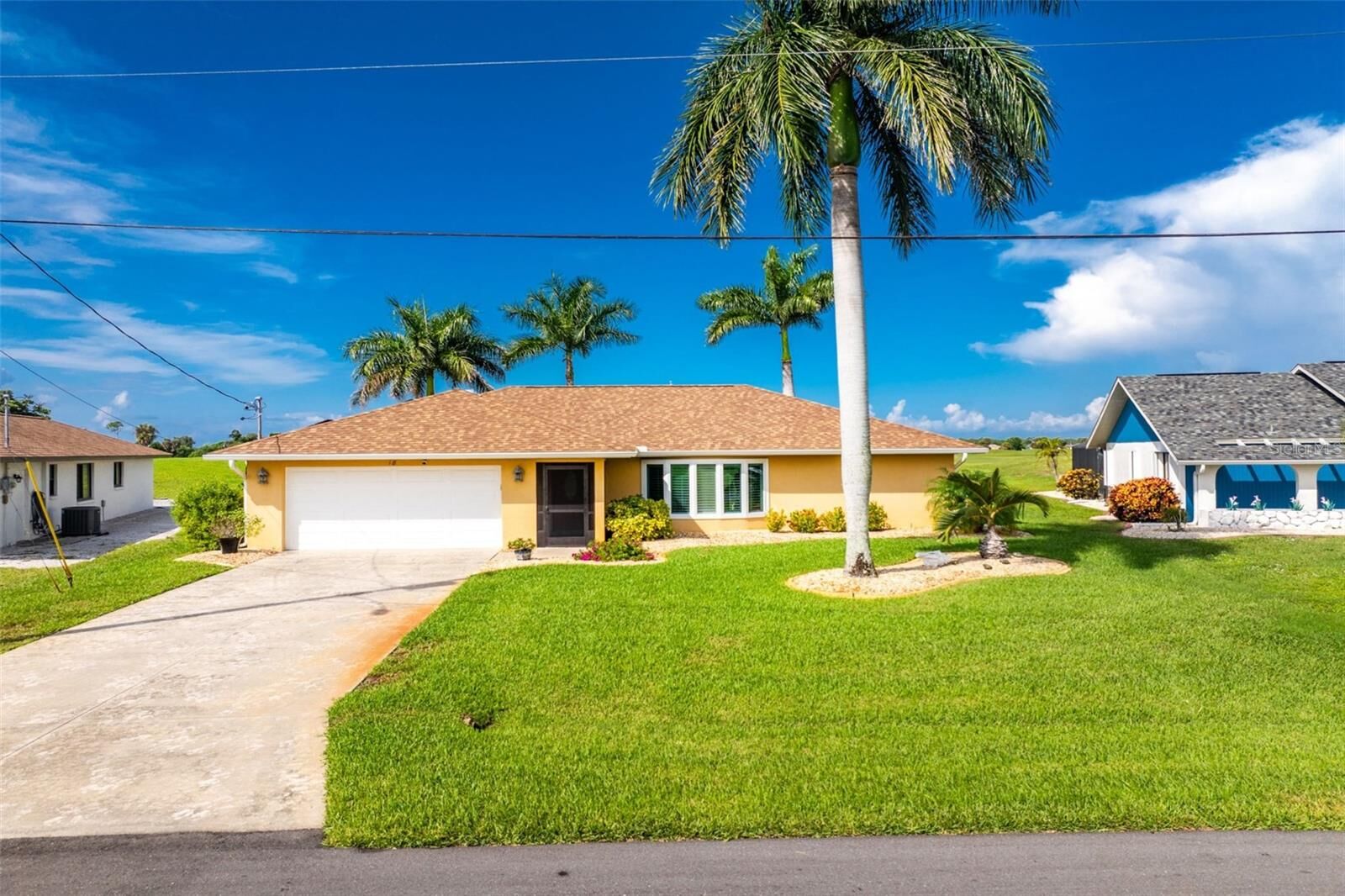 Property Photo:  18 Bunker Way  FL 33947 