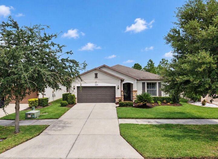 Property Photo:  11620 Kilkenny Coral Drive  FL 33579 