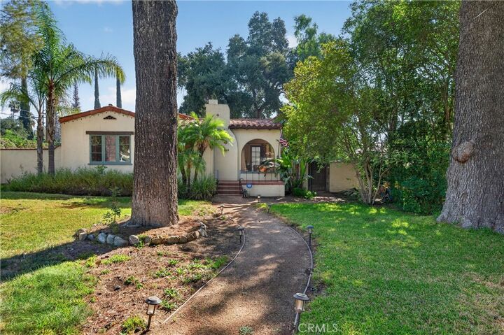Property Photo:  1580 N San Gorgonio  CA 92220 