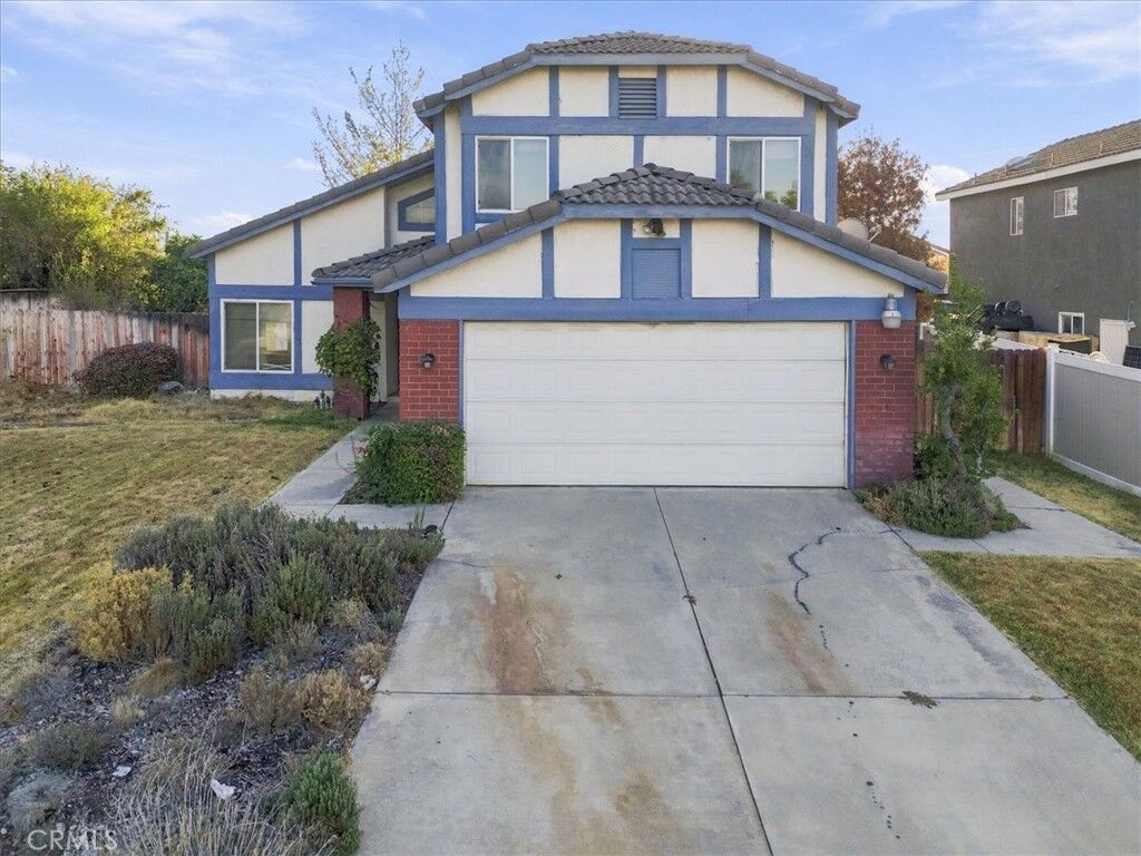 Property Photo:  2243 N Maple  CA 92377 