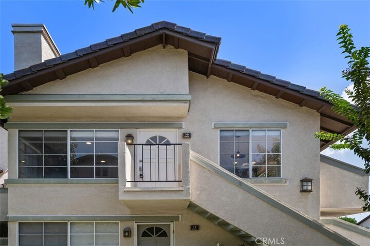 Property Photo: 19 Exeter 16 CA 92612