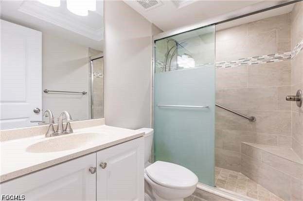 Property Photo: 1522 Mainsail Drive 6 FL 34114