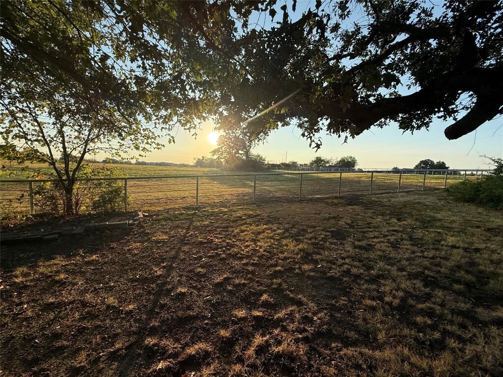 Property Photo:  177 County Road 3341 N  TX 75482 