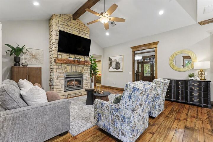 Property Photo: 3883 Tiffany Circle OK 73065
