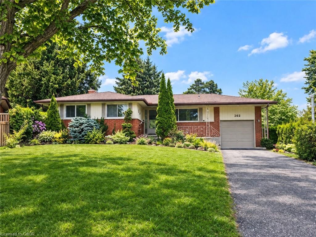 Property Photo: 262 Carlaw Place ON N2J 3Y9