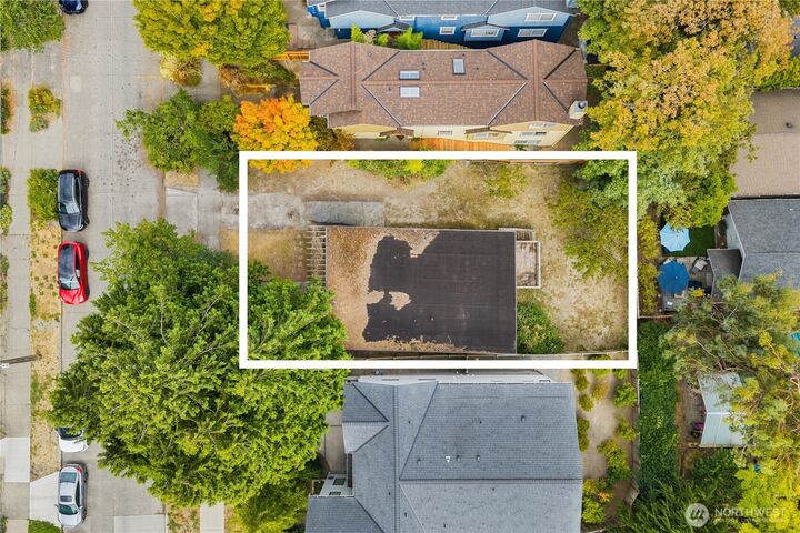 Property Photo: 440 26th Avenue E WA 98112